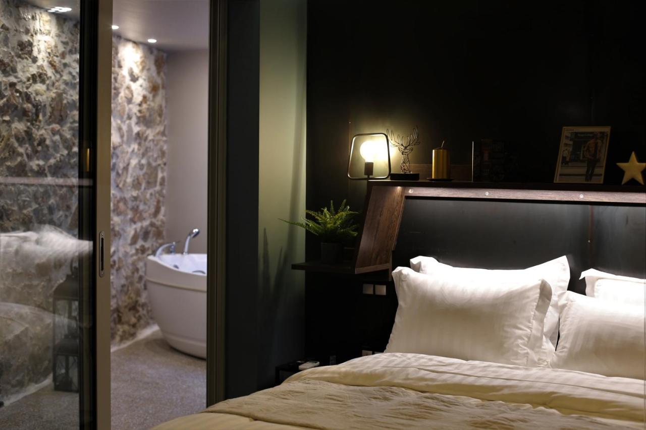 Rooster Suites Atenas Exterior foto