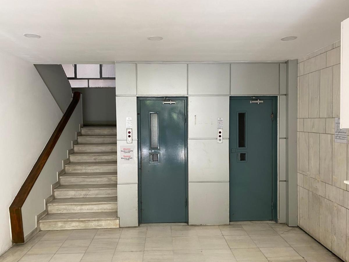 Rooster Suites Atenas Exterior foto