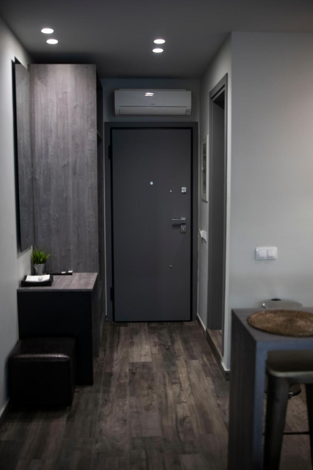 Rooster Suites Atenas Exterior foto