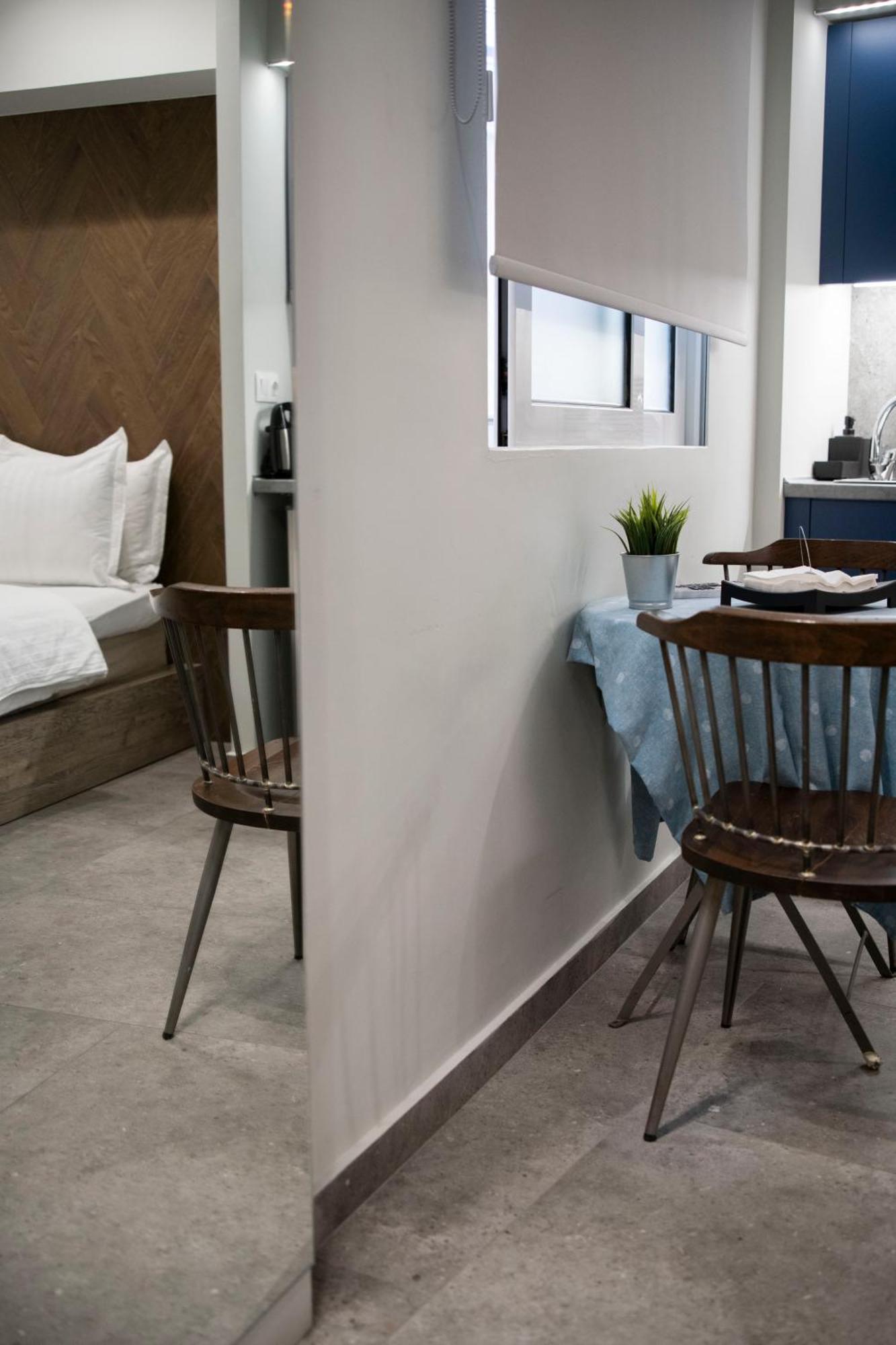 Rooster Suites Atenas Exterior foto