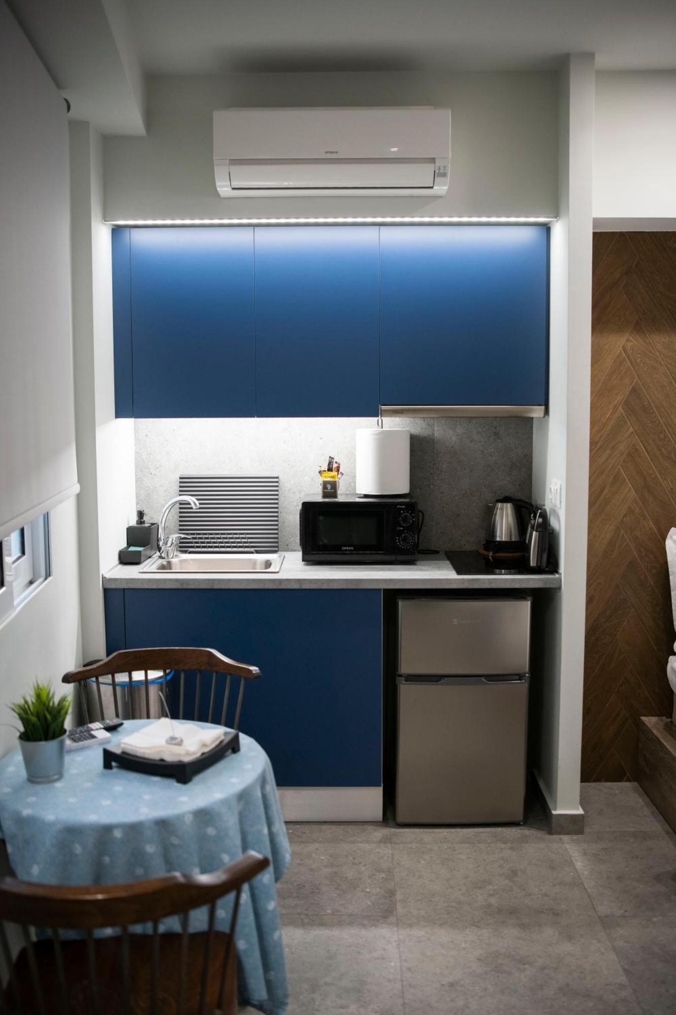 Rooster Suites Atenas Exterior foto